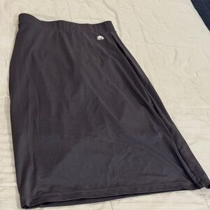 Snoga Charcoal Athletic skirt with shorts knee length